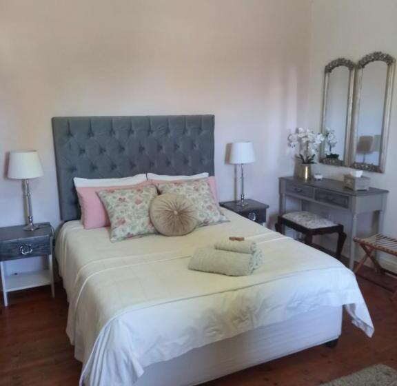 חדר סטנדרט נוף להרים, Carmel Villa B&b Or Self Catering