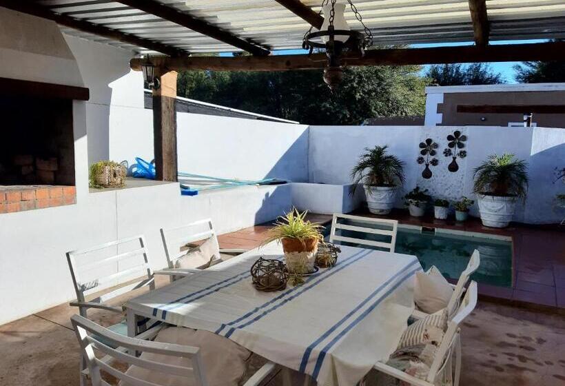 샬레, Carmel Villa B&b Or Self Catering