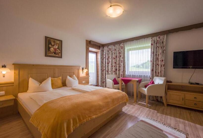 غرفة إقتصادية, Feriengut Unterhochstätt