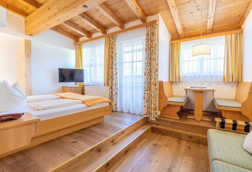 غرفة قياسية, Feriengut Unterhochstätt