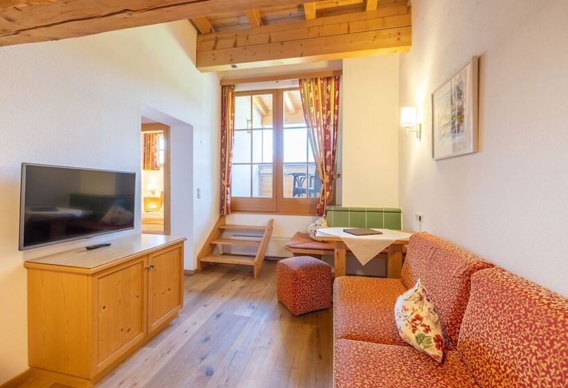 جناح عائلي, Feriengut Unterhochstätt