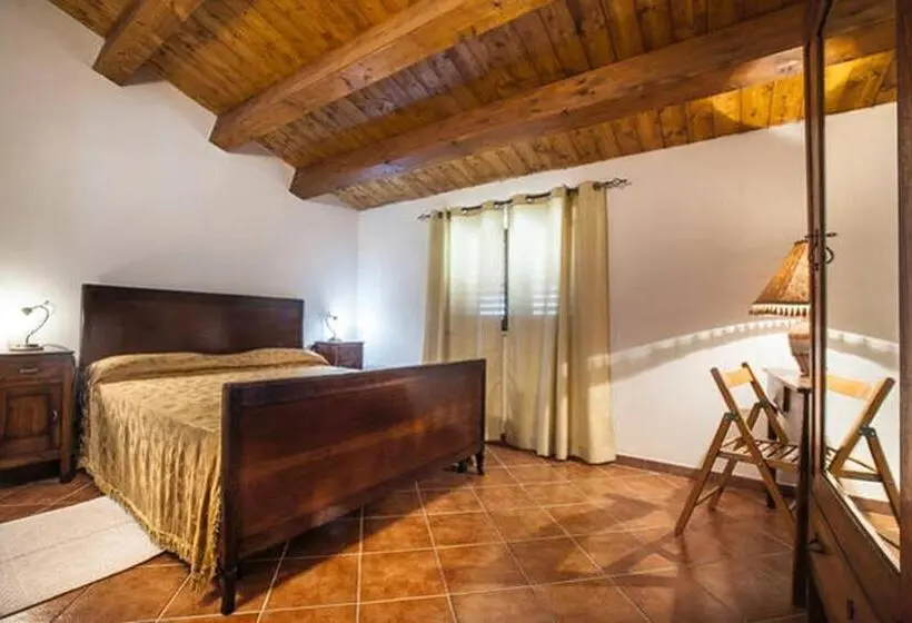 スタンダードルーム, Agriturismo Miracco Atanasio Franco Il Maniero