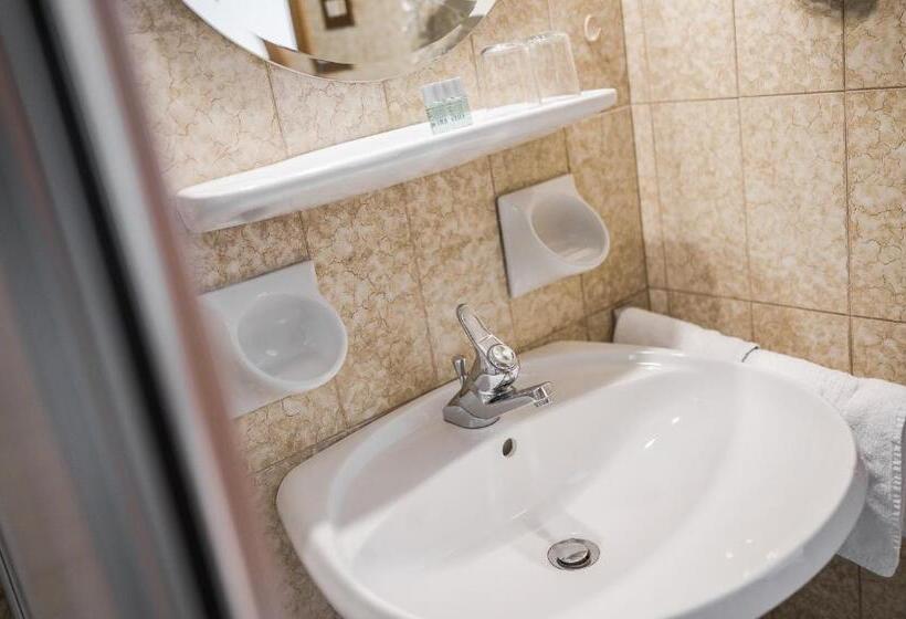 Comfort room with balcony, Bauhof