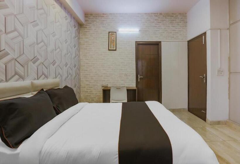 三人经典房间, Collection O 78374 Collection O Essendi Hospitalities Llp