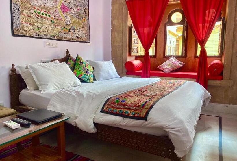 디럭스 룸, Murad Haveli Jaisalmer