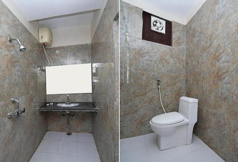 اتاق کلاسیک سه تخته, Oyo 77408 S S Palace