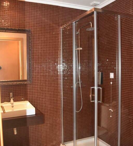 غرفة عائلية, Qh Praia De Quiaios