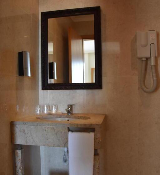 غرفة قياسية ثلاثية, Qh Praia De Quiaios