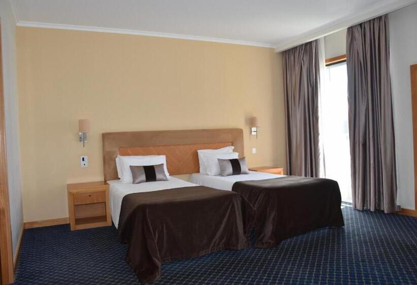 غرفة قياسية ثلاثية, Qh Praia De Quiaios