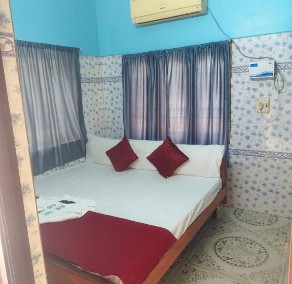 스탠다드 룸, Sri Kanya Residency, Srikalahasti