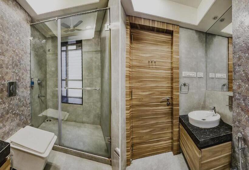 חדר דלוקס לשלושה, Super Townhouse Oak Shubhham Regency