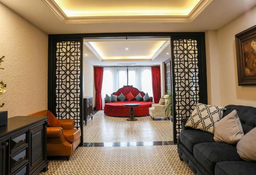 سوییت خانوادگی, Venus Hotel Tam đảo