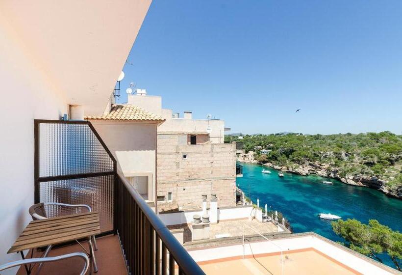 اتاق استاندارد یک نفره با چشمانداز دریا, La Marina Ch