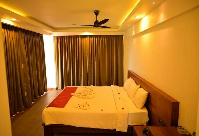 חדר דלוקס נוף לים, Aadisaktthi Leisure Resort, Kovalam