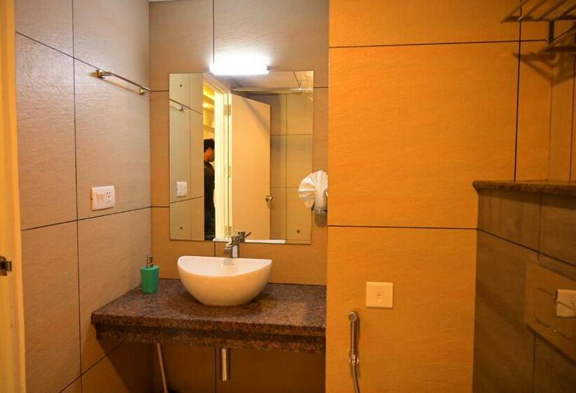 חדר דלוקס נוף לים, Aadisaktthi Leisure Resort, Kovalam