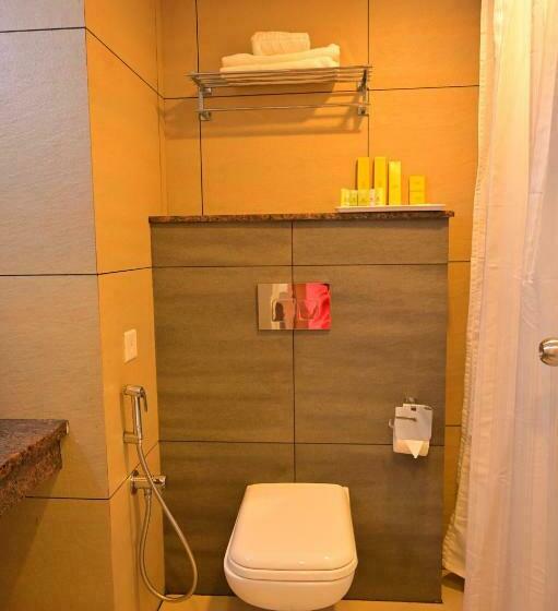 חדר דלוקס נוף לים, Aadisaktthi Leisure Resort, Kovalam