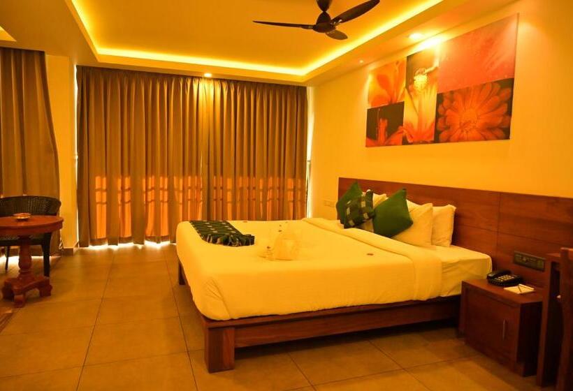 חדר סטנדרט נוף לבריכה, Aadisaktthi Leisure Resort, Kovalam