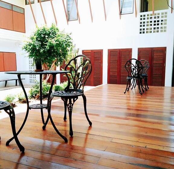 Дом 4 Спальни, ฮักเคียงโขง Hug Khieng Khong Nongkhai Hostel