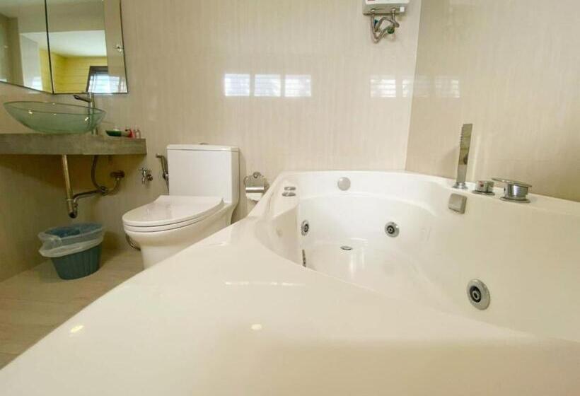 Студио Стандарт Кровать Кинг, ฮักเคียงโขง Hug Khieng Khong Nongkhai Hostel