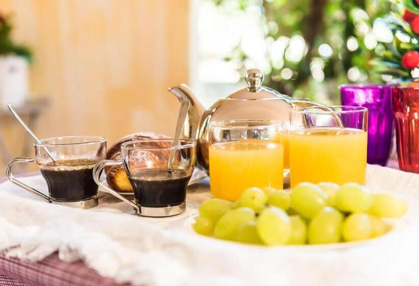 חדר משפחתי, Relais Del Borgo  Domo