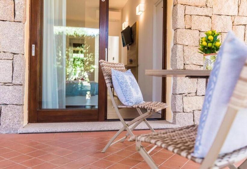 Номер Стандарт Трехместный, Relais Del Borgo  Domo