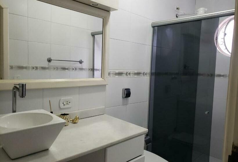 Economy-huone, Suite Campos Do Jordão