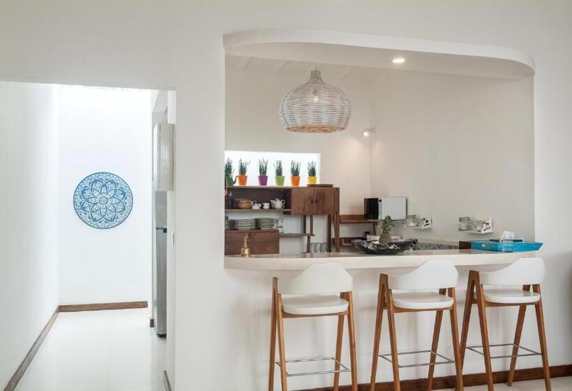 Вилла 4 Спальни, De'coco Villa And Suites
