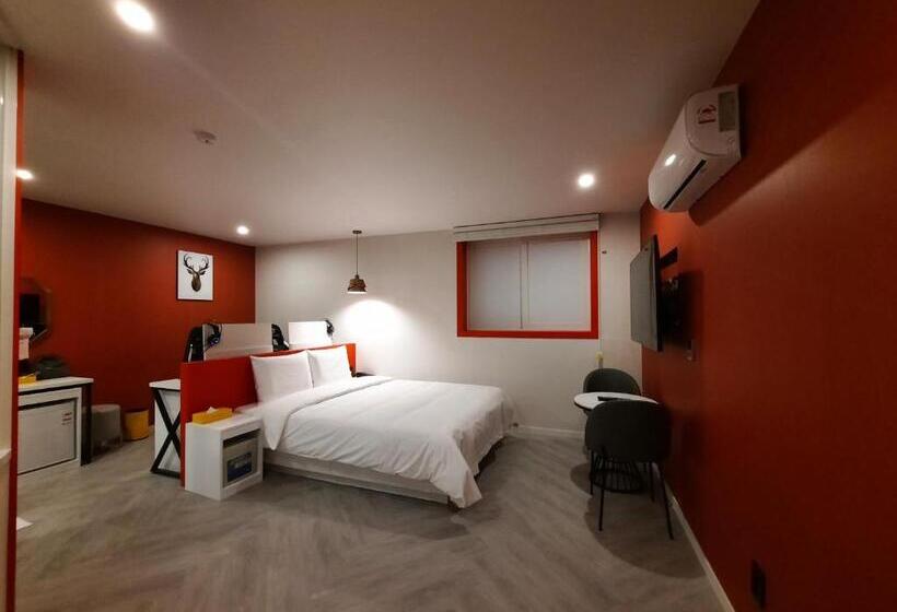 Номер Deluxe, Rein Hotel Busan Yeonsan