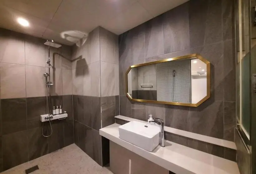 اتاق پرمیوم, Rein Hotel Busan Yeonsan