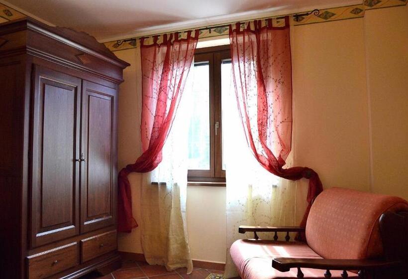 חדר סופריור לארבעה, Il Castello