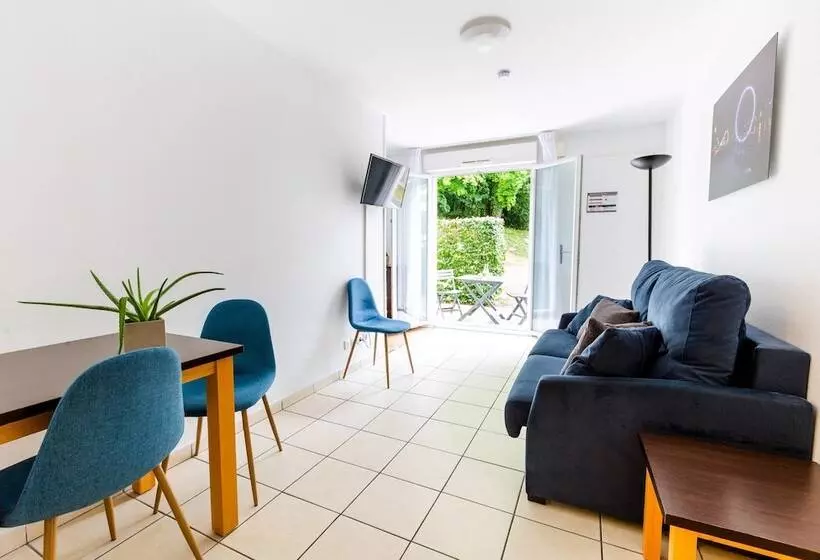 استودیوی استاندارد, Cerise Nantes Atlantis