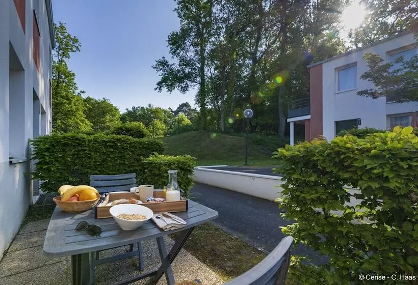 آپارتمان سوپریور 1 خوابه, Cerise Nantes Atlantis