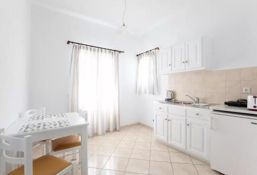 اتاق استاندارد با چشمانداز دریا, Eleftheria Hotel & Apartments
