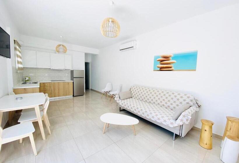 디럭스 룸, Eleftheria Hotel & Apartments