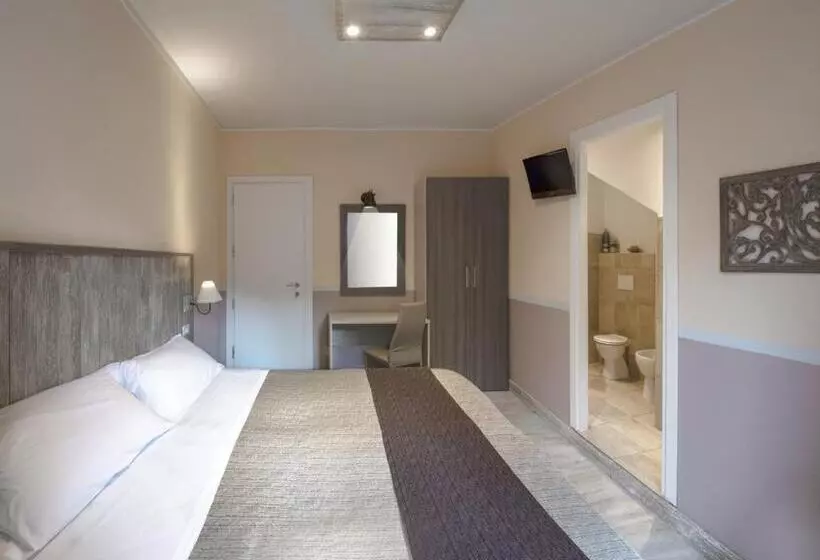 Standard Yhden Hengen Huone, Albergo Serena