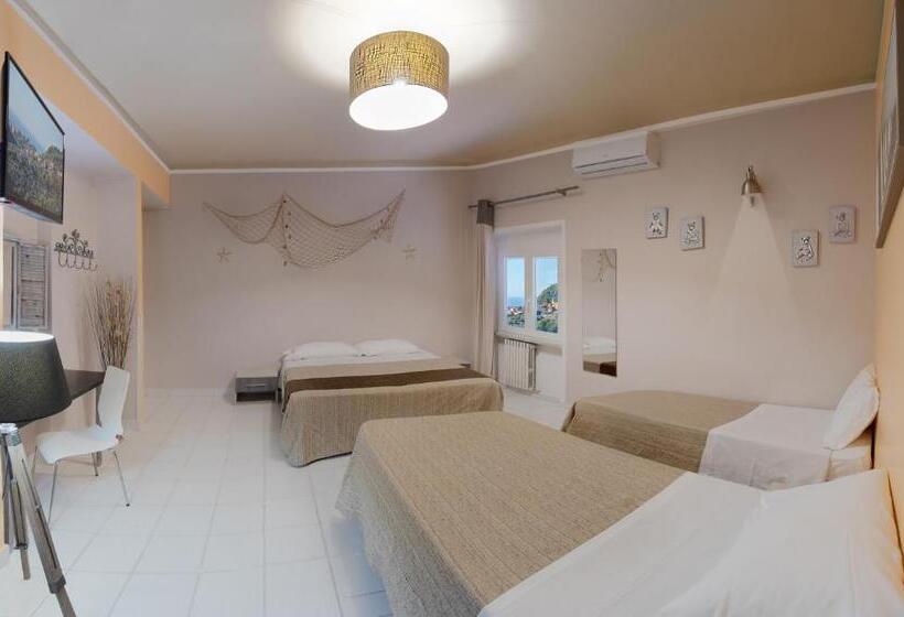 חדר סטנדרט לארבעה, Albergo Serena