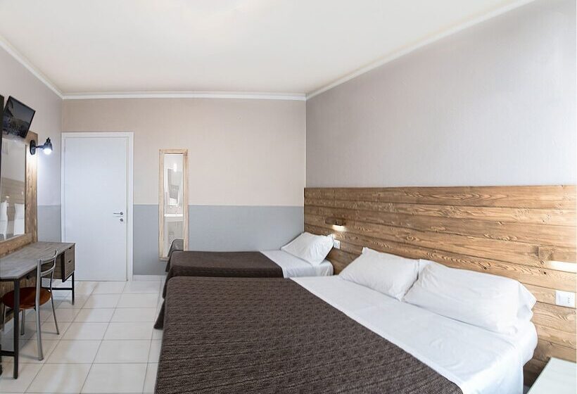 스탠다드 트리플 룸, Albergo Serena