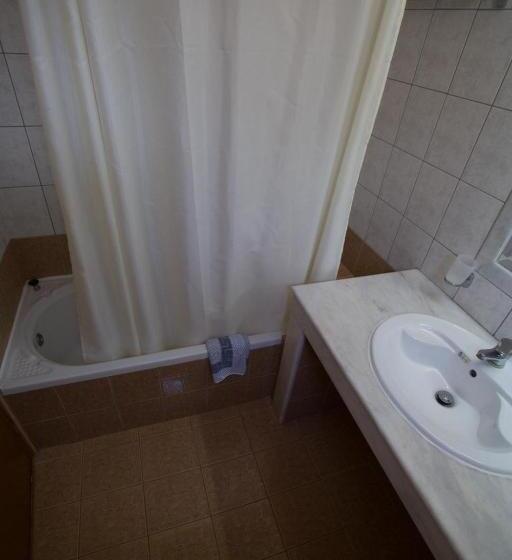 اتاق خانوادگی, Anastasia Hotel Stalis