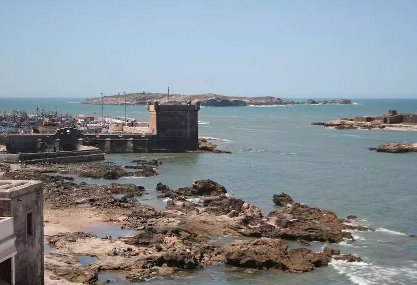سوییت دوبلکس, Dar Loulema
