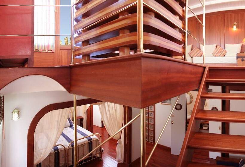 סוויטת דופלקס, Dar Loulema