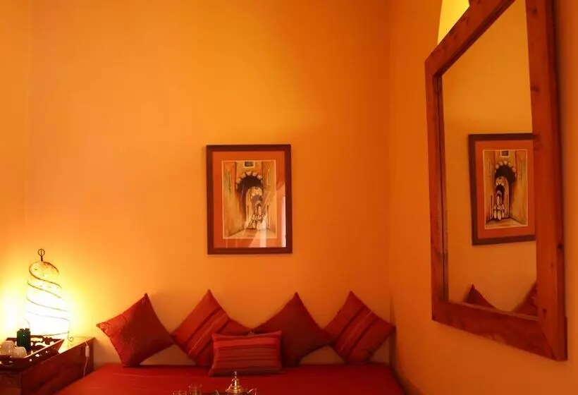 اتاق سوپریور, Dar Loulema