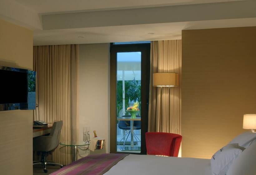 ダブルベッドスタンダードルーム, Doubletree By Hilton  Istanbul  Old Town