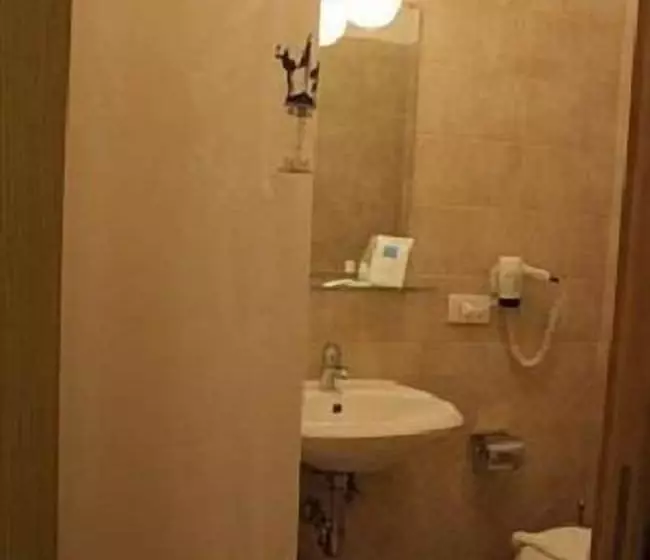 StandaardKamer, Elide