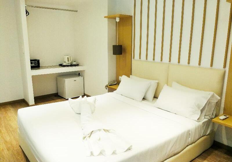 Четырехместный Номер Стандарт, Elite