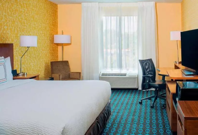 キングサイズベッドのスタンダードルーム, Fairfield Inn & Suites By Marriott Bridgewater Branchburg/somerville