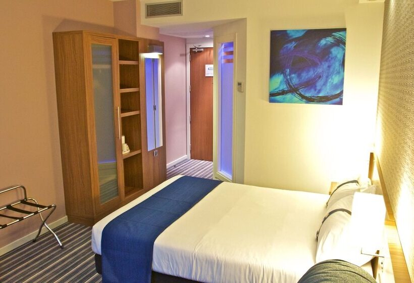 스탠다드 룸, Holiday Inn Express Campo De Gibraltar Barrios, An Ihg