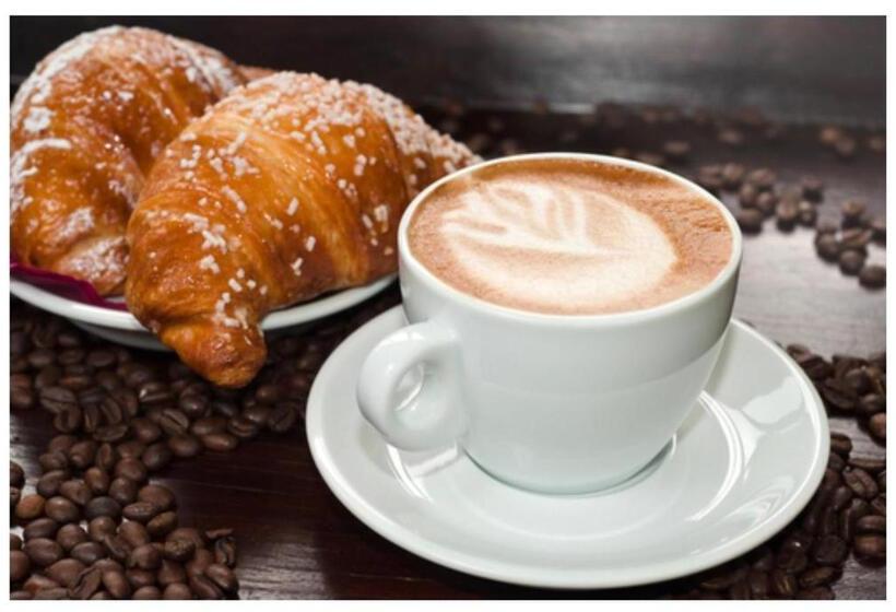 اتاق استاندارد چهار تخته, Merulana Star