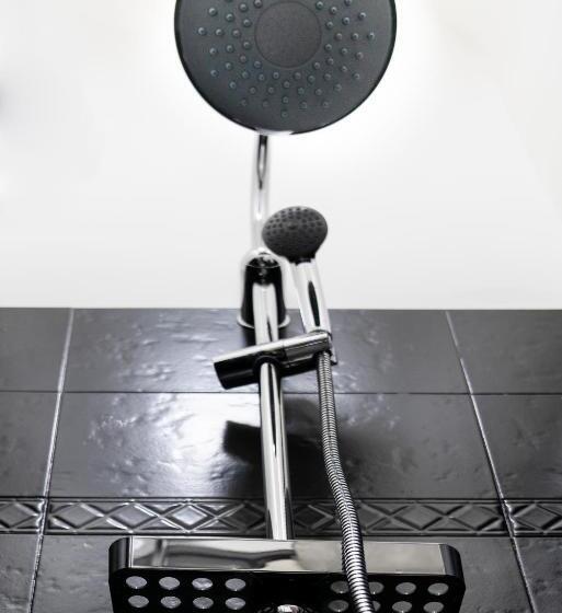 اتاق استاندارد چهار تخته, Merulana Star