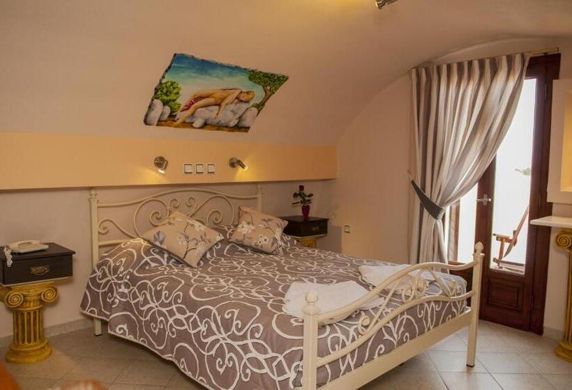 침실 1개 디럭스 아파트, Polydefkis