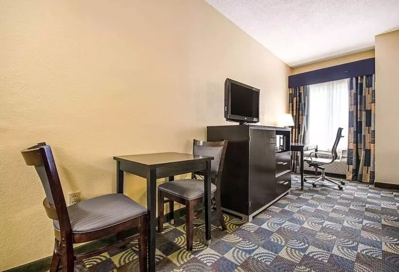 ２ダブルベッドのスタンダードルーム, Quality Inn & Suites Glenmont  Albany South
